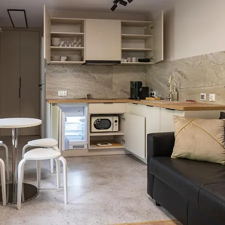 Апартаменти Break By Fengshui4u W Centrum Lodzi Z Osobna Sypialnia I Bezplatnym Parkingiem Лодзь